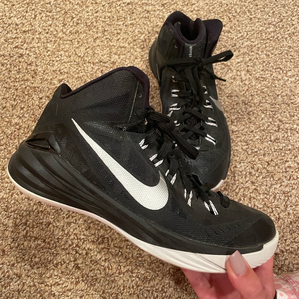 Nike Hyperdunk Basketball Shoes